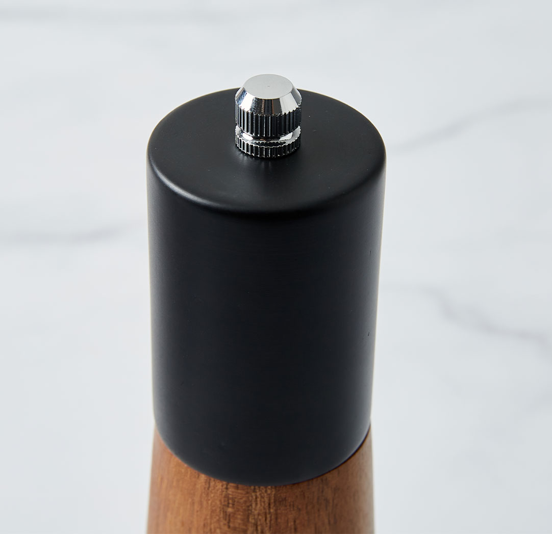 Personalized Salt & Pepper Grinder Set