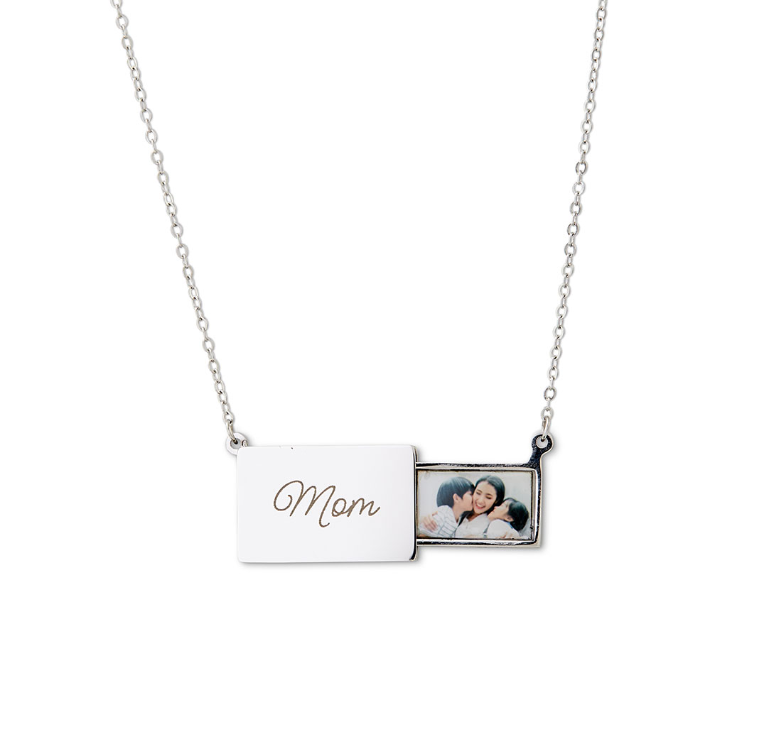 Pull-Out Photo Necklace - Silver Colour