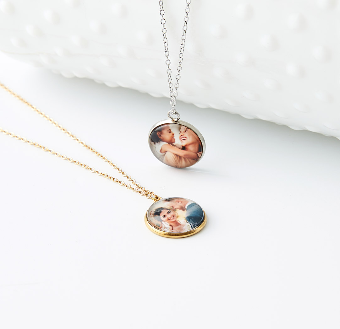 Collier avec pendentif photo en dôme - couleur or