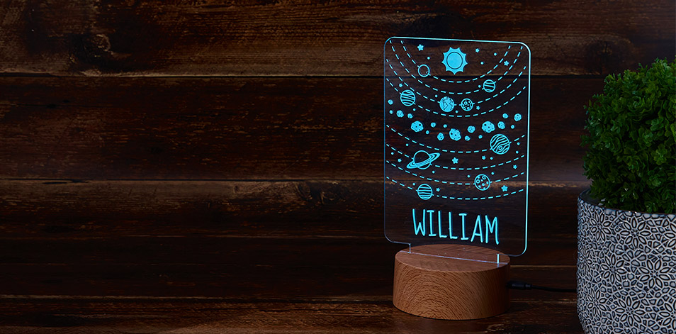 Panneau long à DEL personnalisé en bois - Planètes