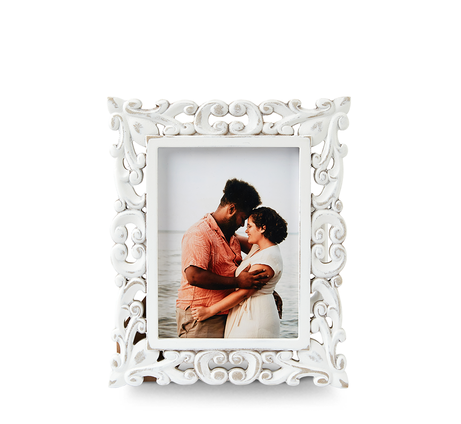 6x8 White Wash Ornate Wood Frame