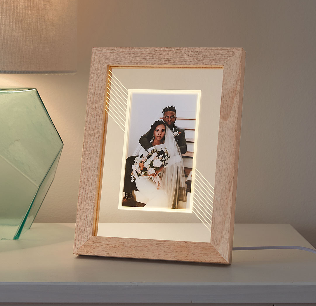 Diagonal Lines - LED Frame