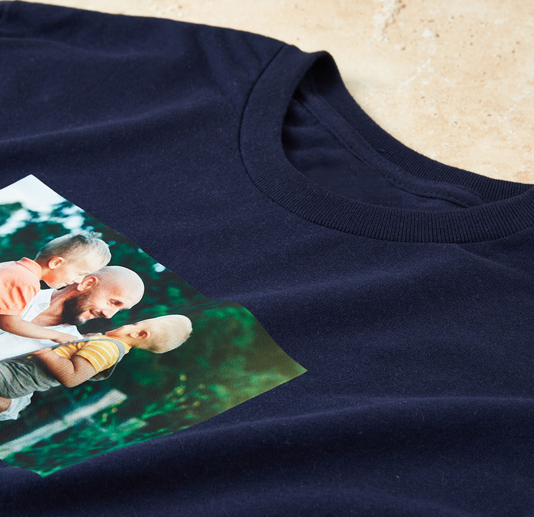 T-shirt bleu marin (grand)