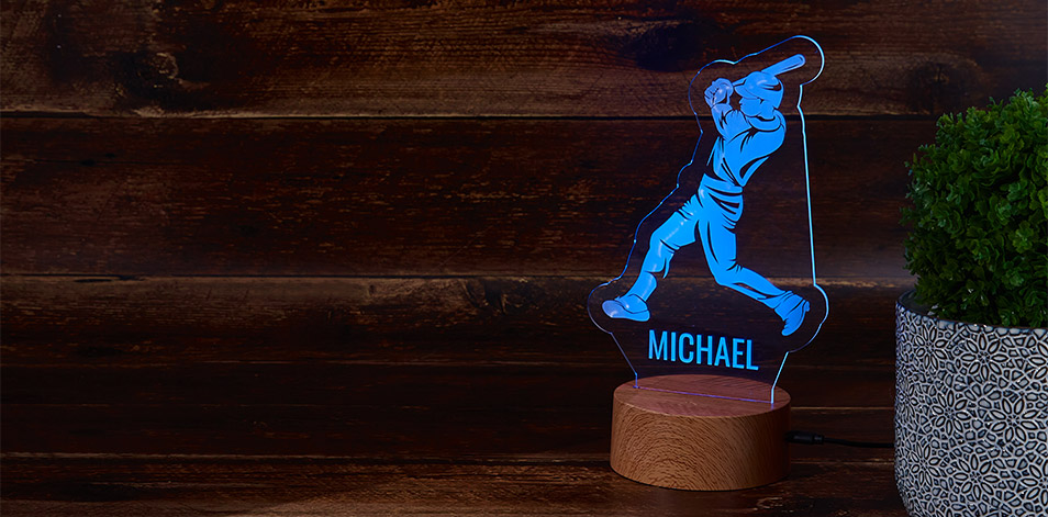 Panneau à DEL personnalisé en bois - Joueur de baseball