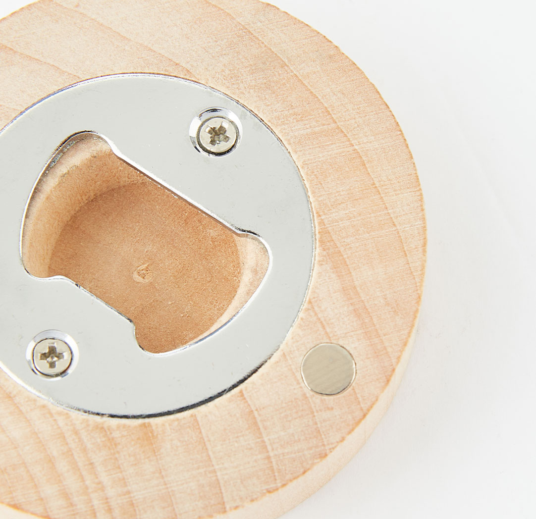 Ouvre-bouteille rond en bois personnalisé