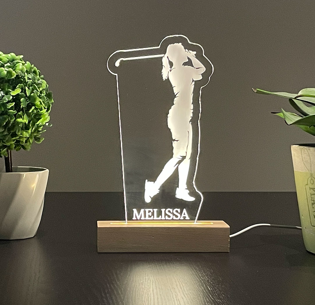 Panneau long à DEL personnalisé en bois - Golfeuse