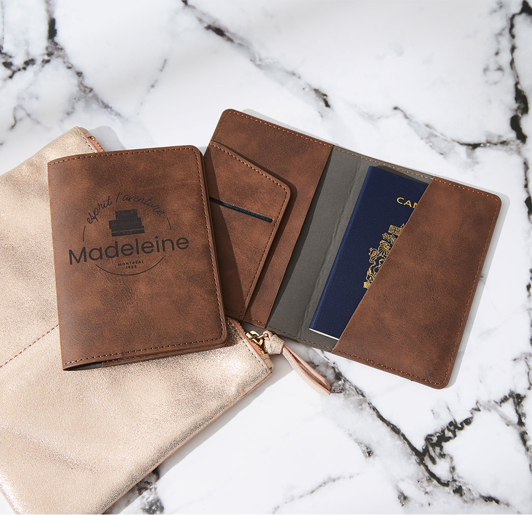 Étui de passeport personnalisé brun