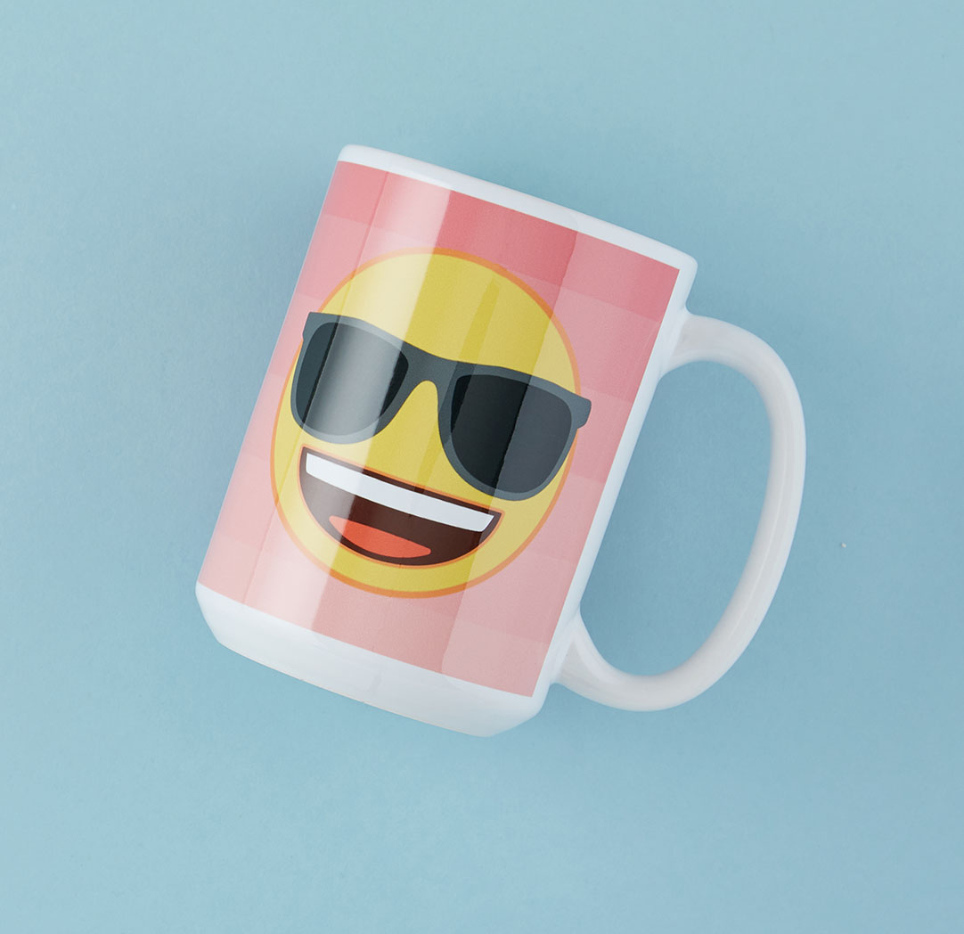 Tasse avec émojis de 15 onces