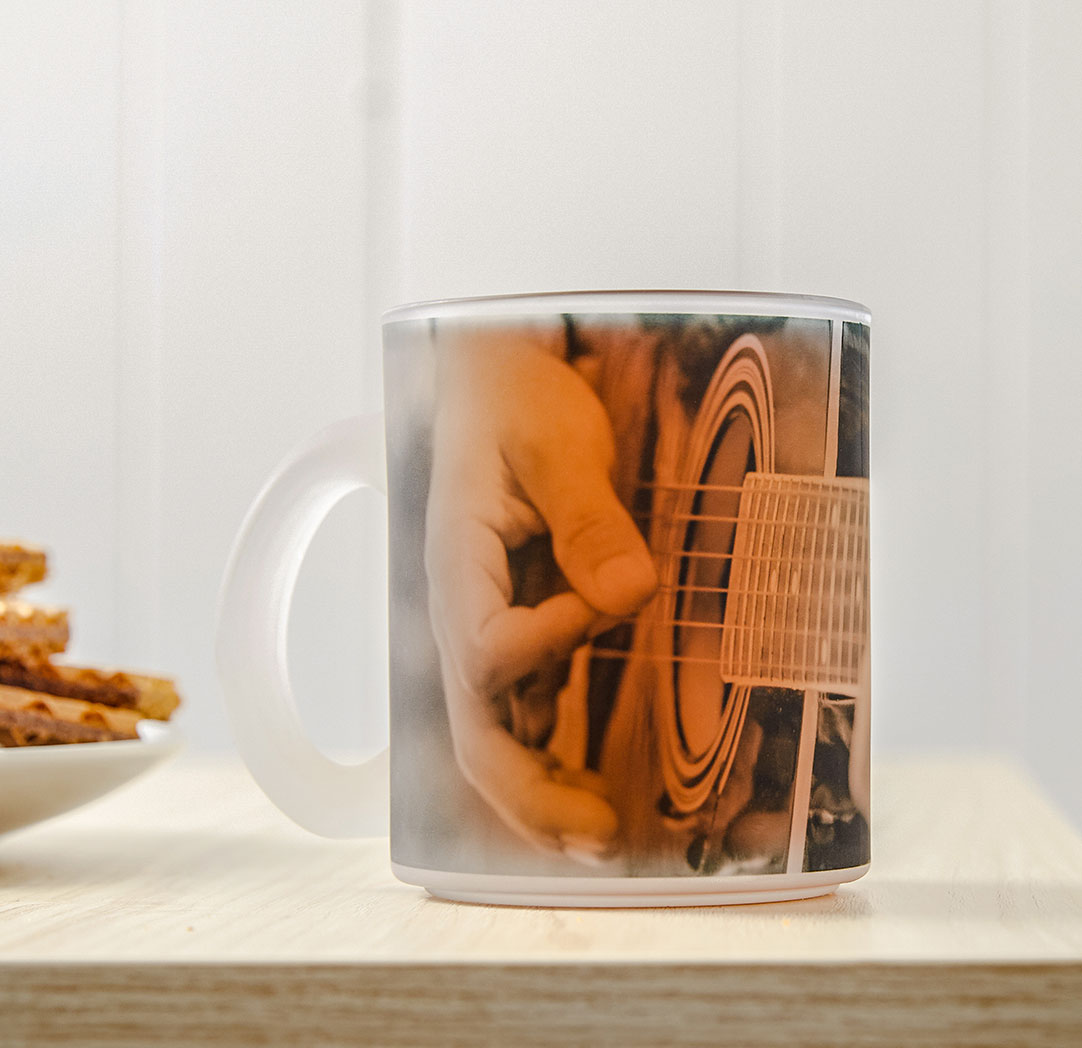 Tasses en verre givré