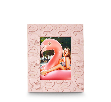 6x8 Carved Flamingo Frame