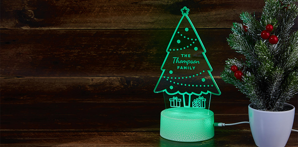 Personalized Cracked White LED Sign - Christmas Tree