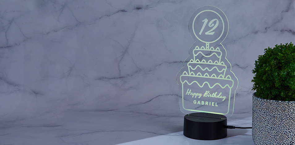 Panneau à DEL personnalisé noir - Gâteau d’anniversaire