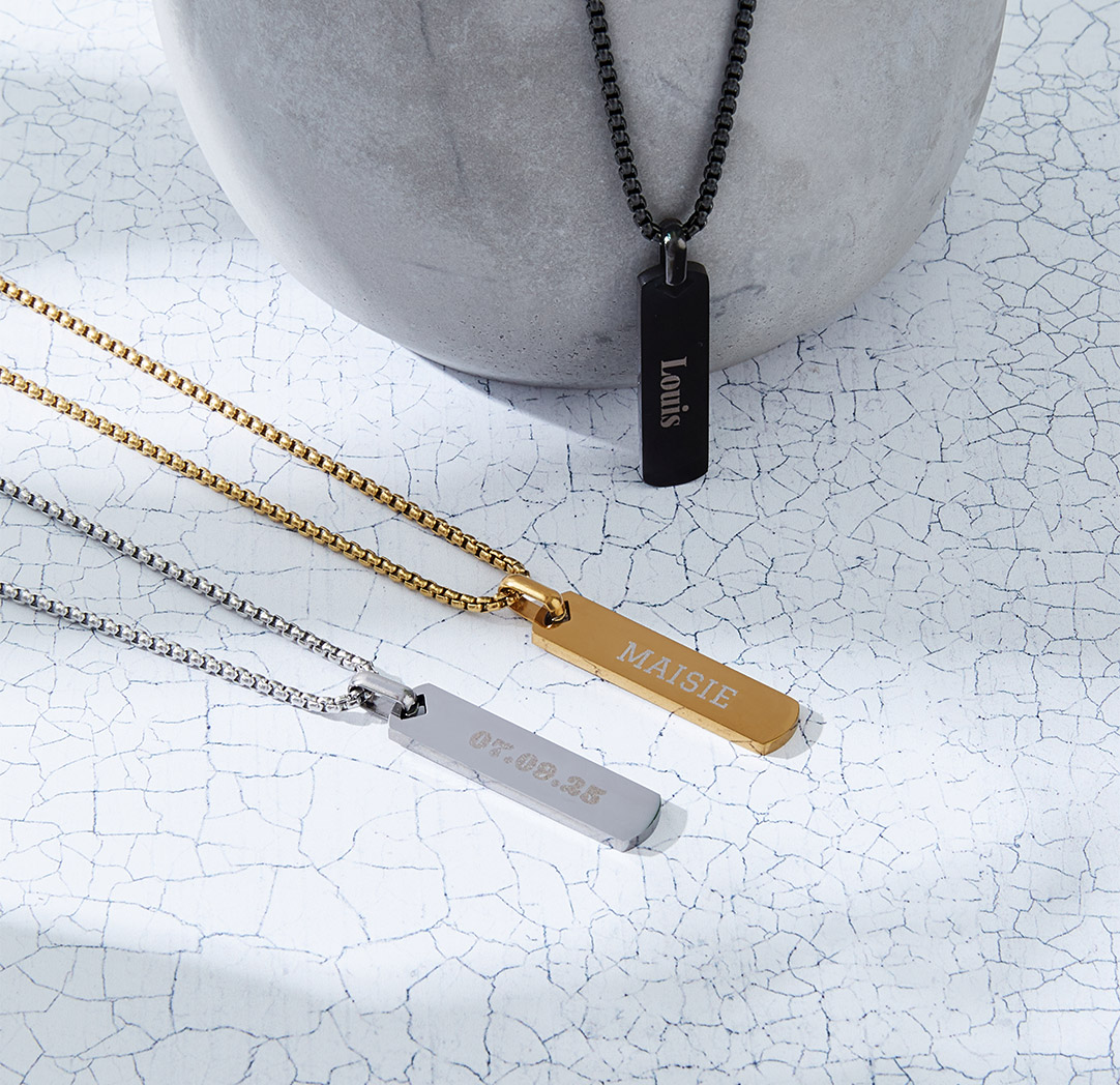 Collier avec pendentif en étiquette - couleur argent