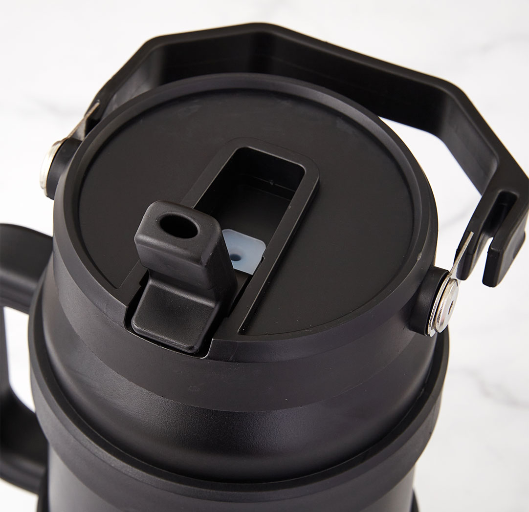 64oz. Black Personalized Bottle