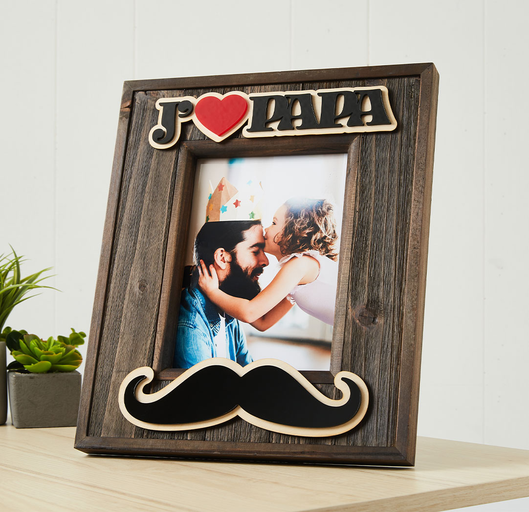 Cadre de bois Moustache 6 x 8 po (Papa)