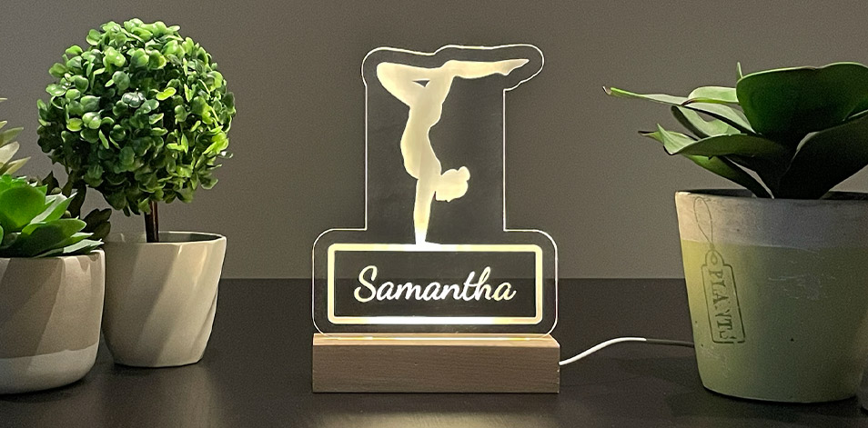 Panneau long à DEL personnalisé en bois - Yoga