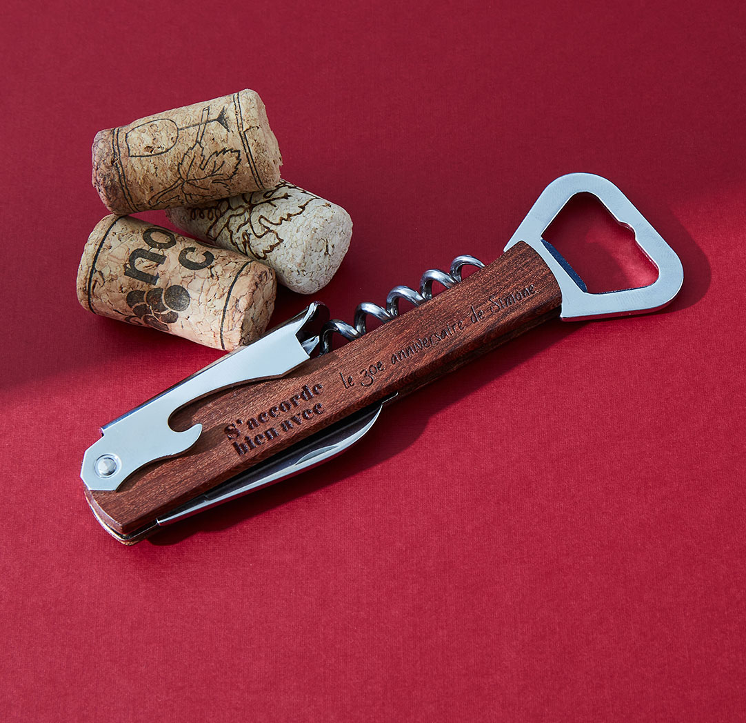 Ouvre-bouteille en bois 4 en 1 personnalisé