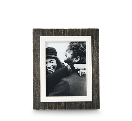 6x8 Black Rustic Frame