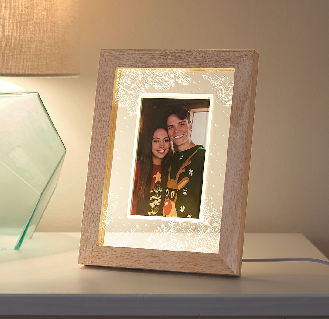 Snowy Pines - LED Frame