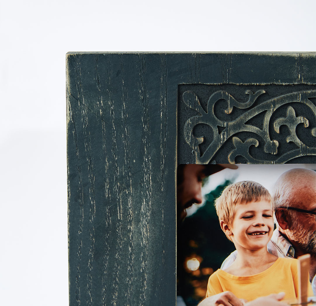 4x6 Blue Carved Wood Frame