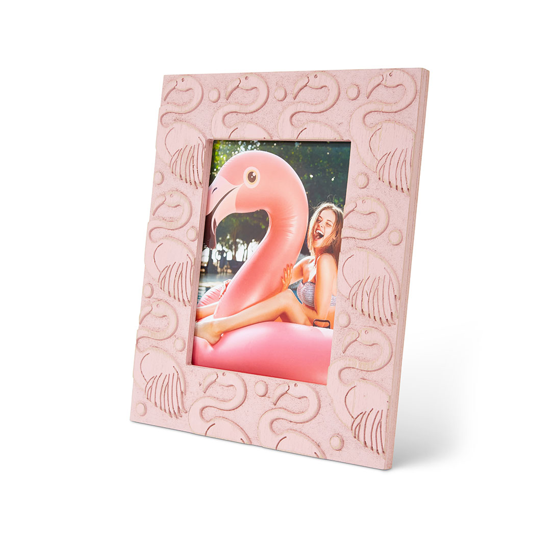 6x8 Carved Flamingo Frame